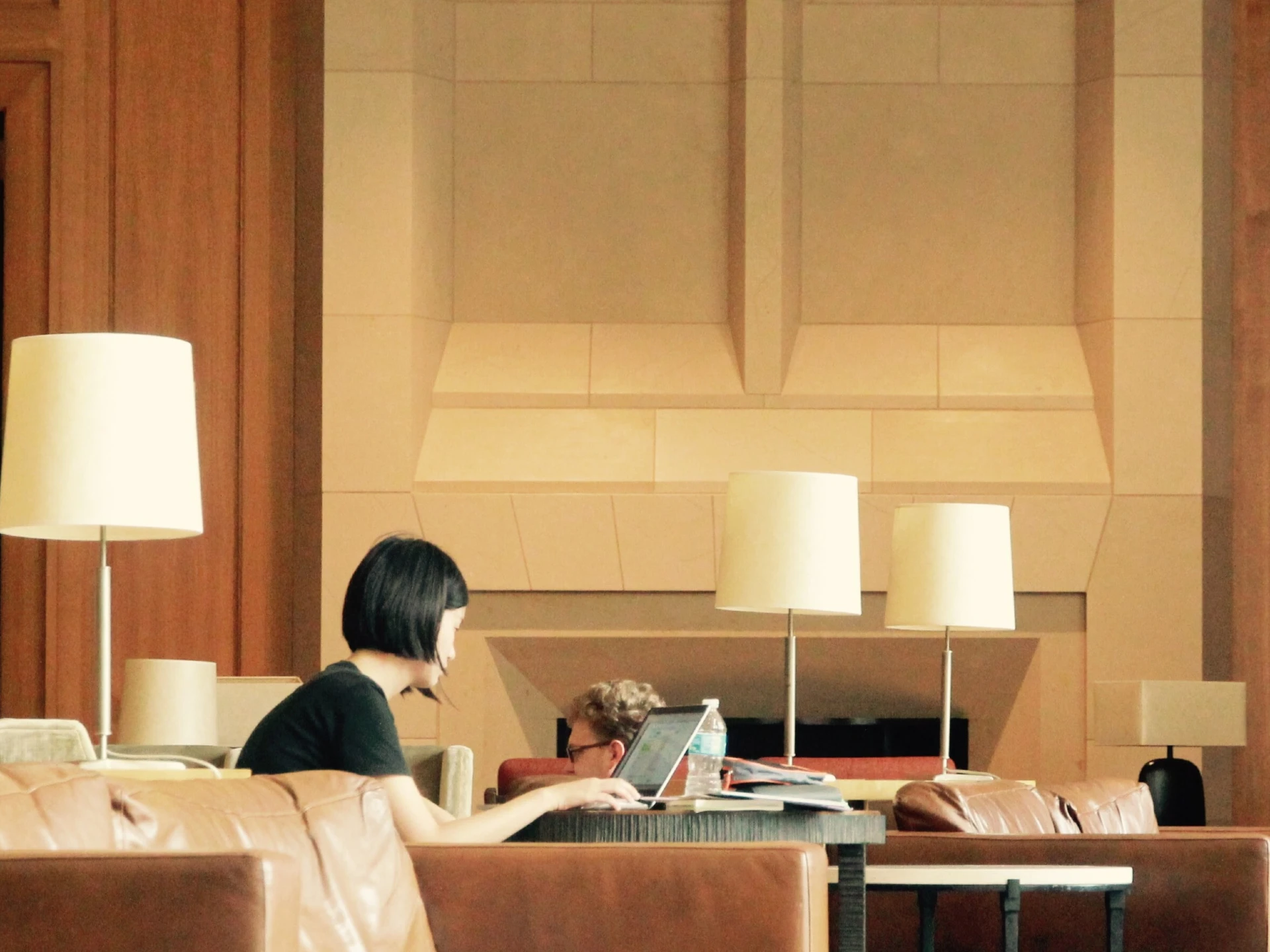 Overbooking hotel