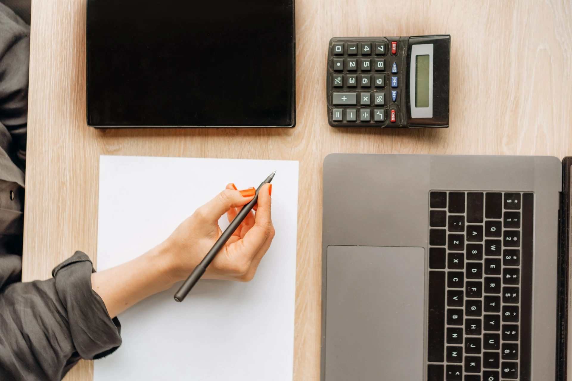 Airbnb service fee: how much does Airbnb charge the owner