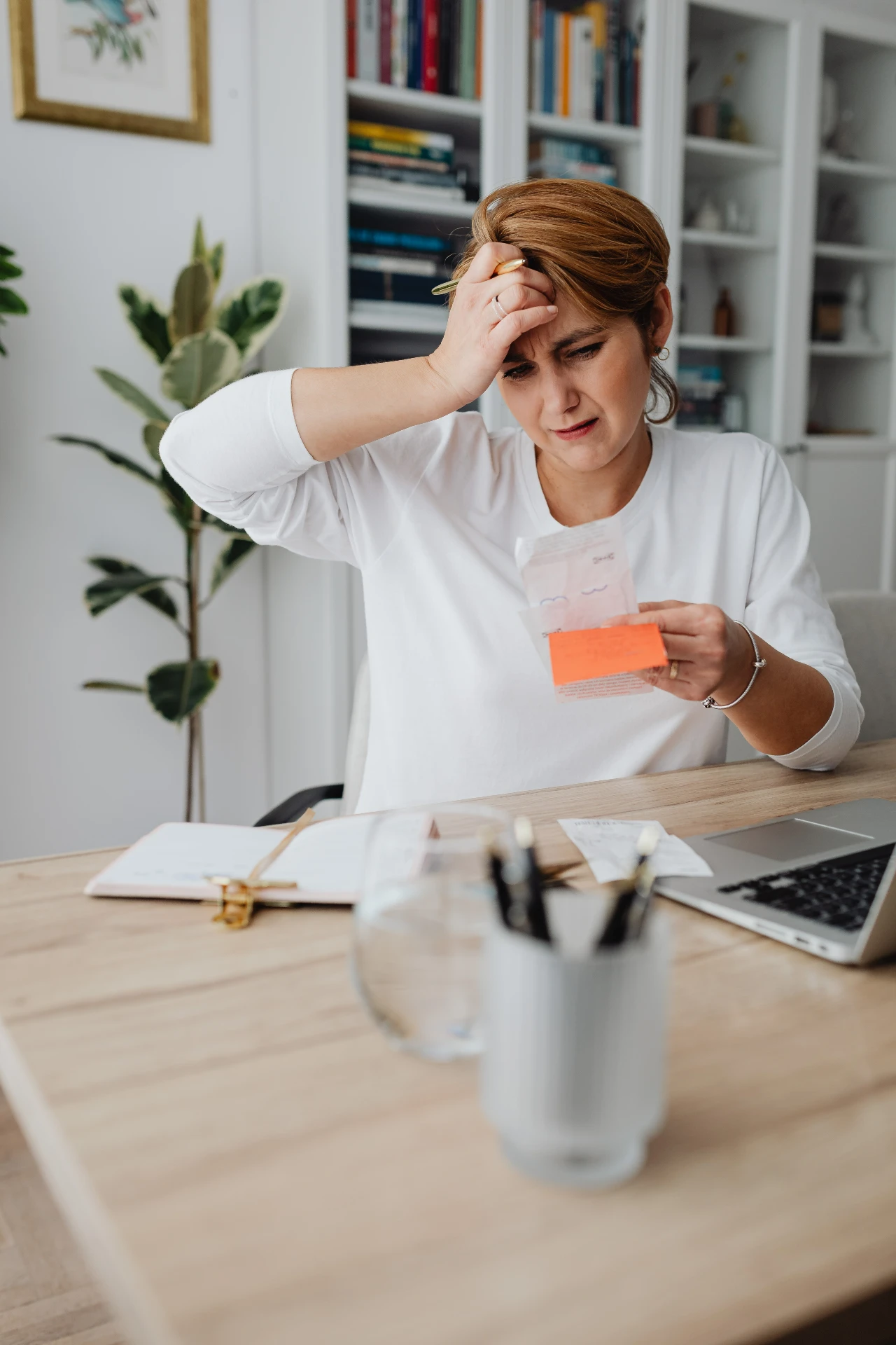 what is airbnb service fee